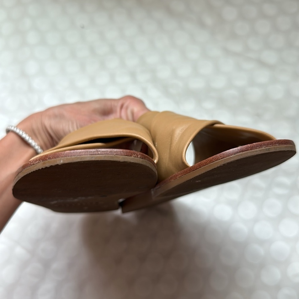 🎗️ Everlane  🎗️ The Day Crossover Sandal LIGHT TAUPE 7.5 - Picture 9 of 11